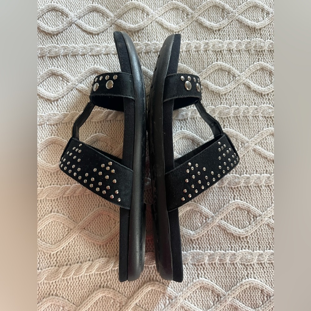 Bandolino Black Studded Women's Sandals Size 7.5 — image 8 of 8